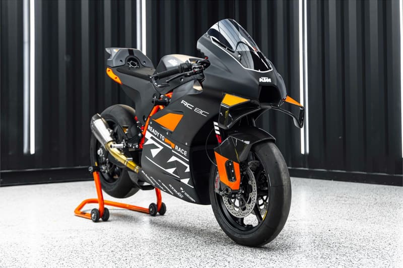 2023 KTM RC 8C